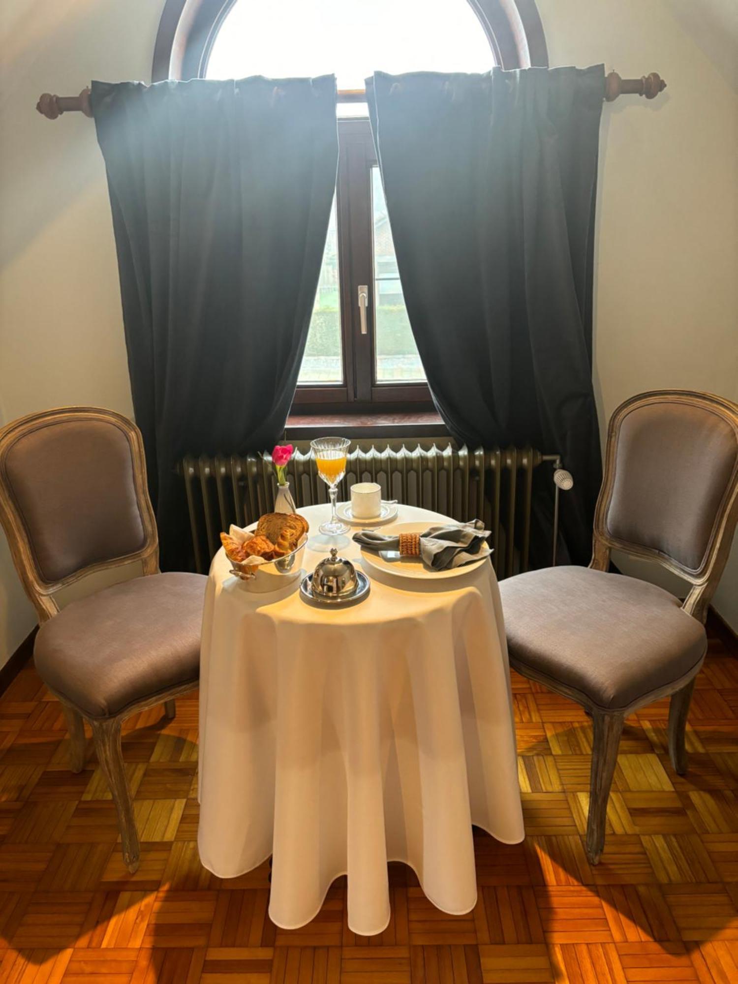 Sophia Rooms 14 Maasmechelen Extérieur photo