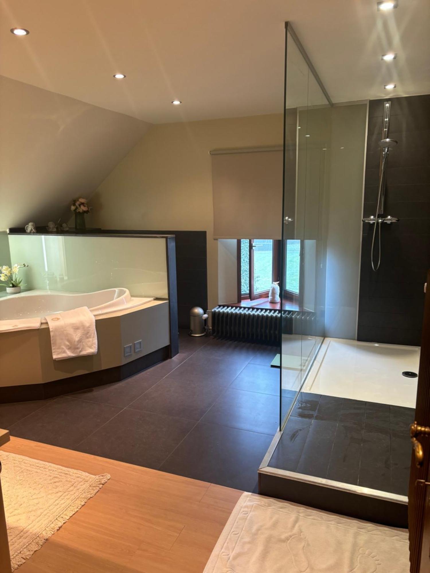 Sophia Rooms 14 Maasmechelen Extérieur photo