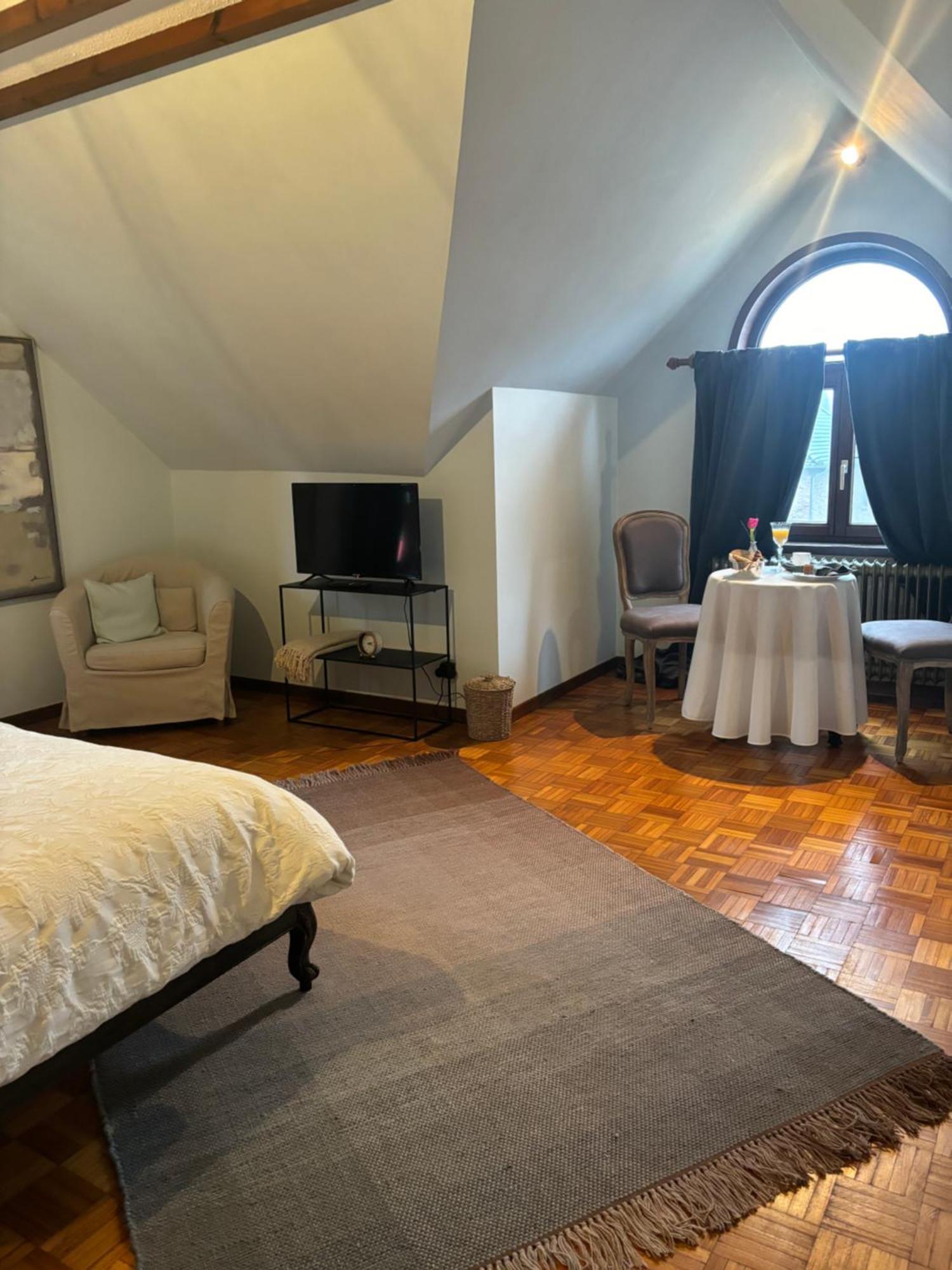 Sophia Rooms 14 Maasmechelen Extérieur photo